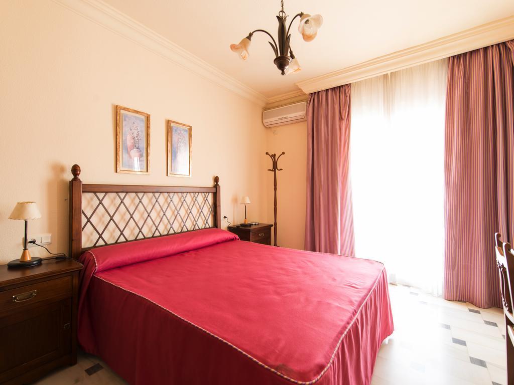 Hostal San Francisco Гранха-де-Торреэрмоса Экстерьер фото